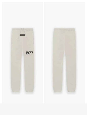 Fear of God Essentials 1977 Sweatpants Light Oatmeal